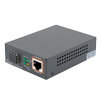 千兆PoE以太网媒体转换器，三速，RJ45 10/100 / 1000TX PoE + 802.3at / af 30W和1个SFP / GBIC 1000SX / LX插槽的图片